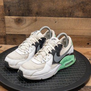 NIKE AIR MAX EXCEE WOMENS ATHLETIC SHOES RUNNING WALKING TRAINERS WHITE SIZE 8